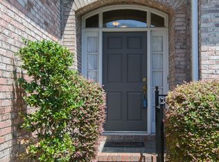 2016 Hulsey Pl, Vestavia, AL 35216