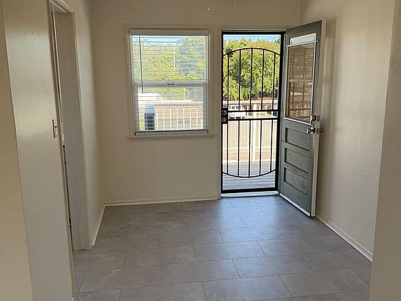 5th image of 3805 Voltaire St