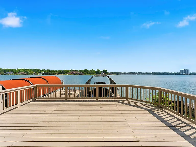 1208 Lake View Dr — Photo 21