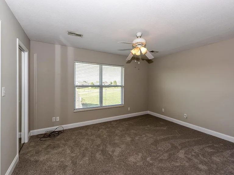 2411 Hallerins Ct — Photo 7