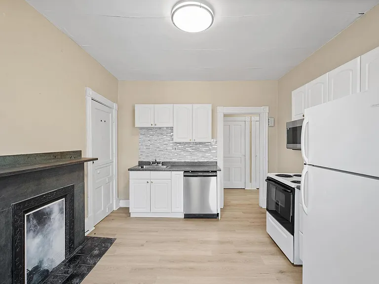 510 Dawson Ave — Photo 8