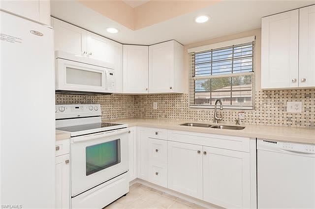 1st image of 6650 Ilex Cir #6-A