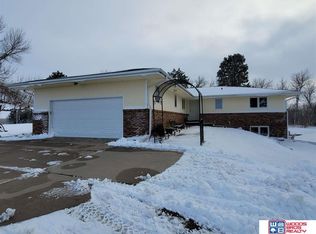 14801 Country Ln, Lincoln, NE 68517