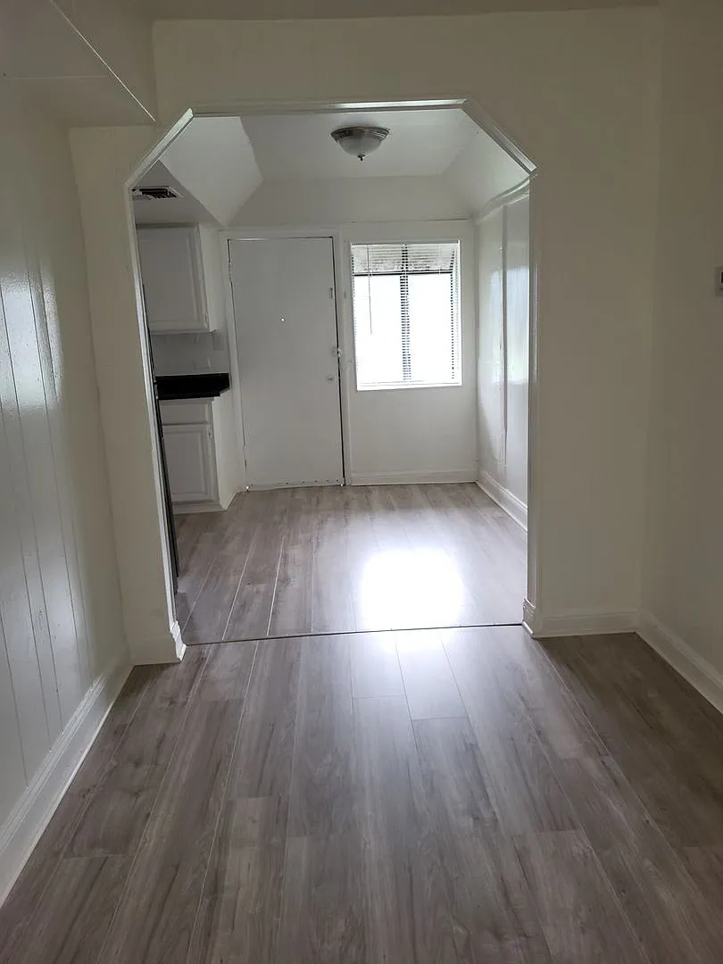1, 2 and 3 Bedroom units ready for move-in — Photo 2