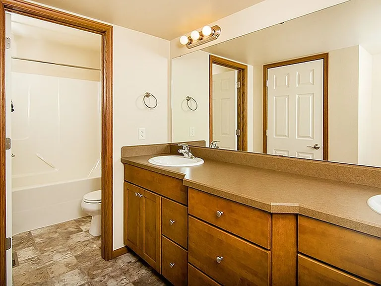 2865 Radius Cir — Photo 12