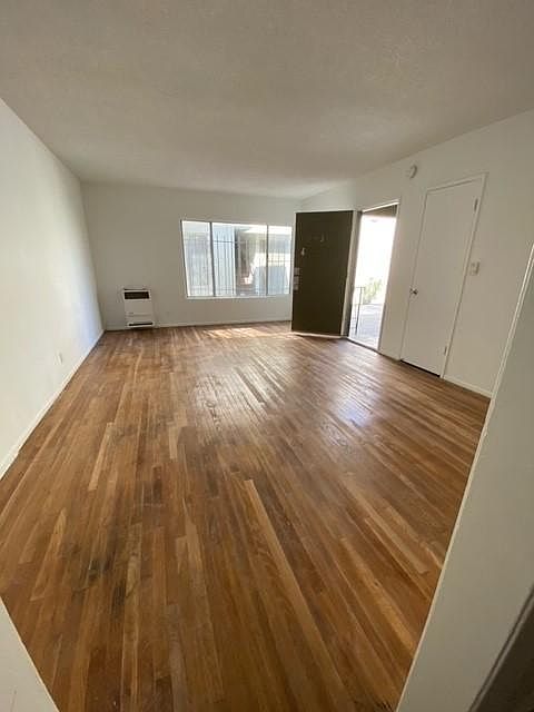 1st image of 2015 S Bedford St