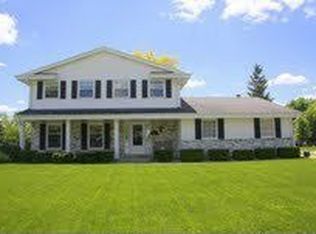 15125 W Maple Ridge Rd, New Berlin, WI 53151