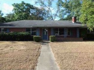 2702 Royal Dr, Kilgore, TX 75662
