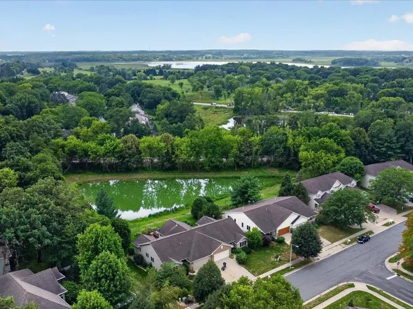 5707 Osborn Dr, Mc Farland, WI 53558