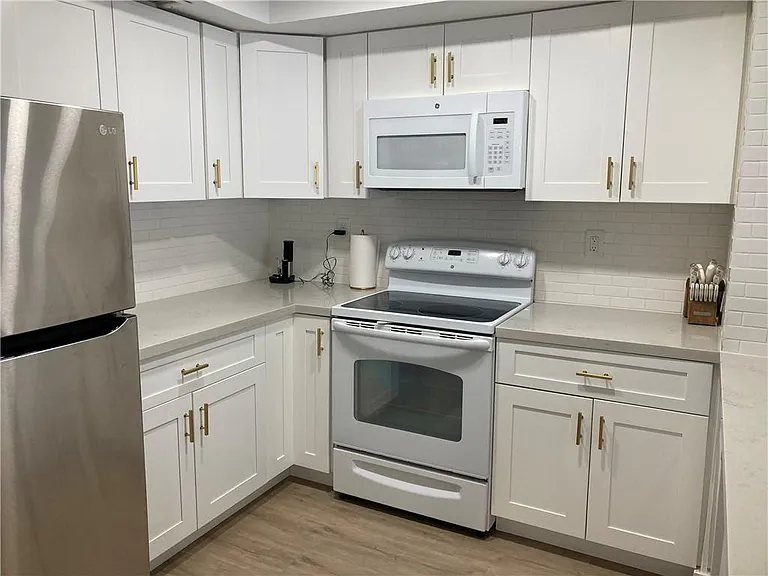 4010 N Galt Ocean Dr #414 — Photo 9