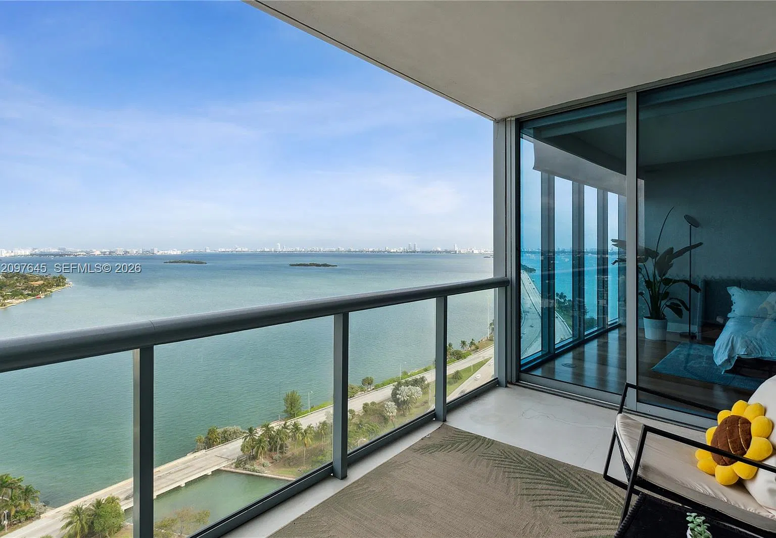Blue Condo — Photo 1