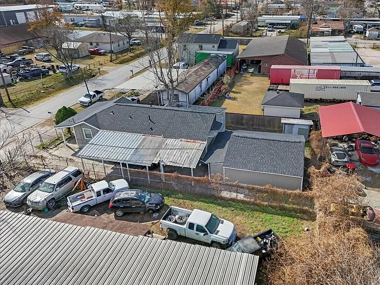 14029 McNair St — Photo 26