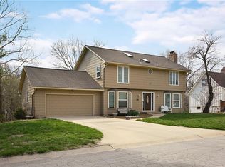 9601 Olmstead Rd, Kansas City, MO 64134