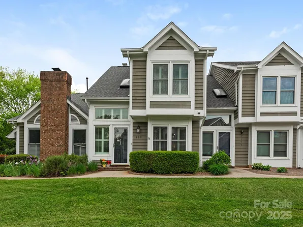 8251 Tradd Ct, Charlotte, NC 28210