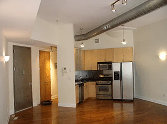 Rented by Luxury Realty & Holdings | media 19