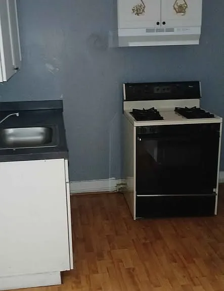 520 Franklin St #5 — Photo 5