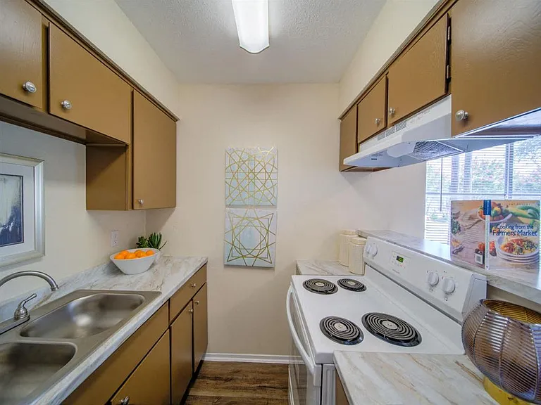 7963 Villa Cliff Dr — Photo 2