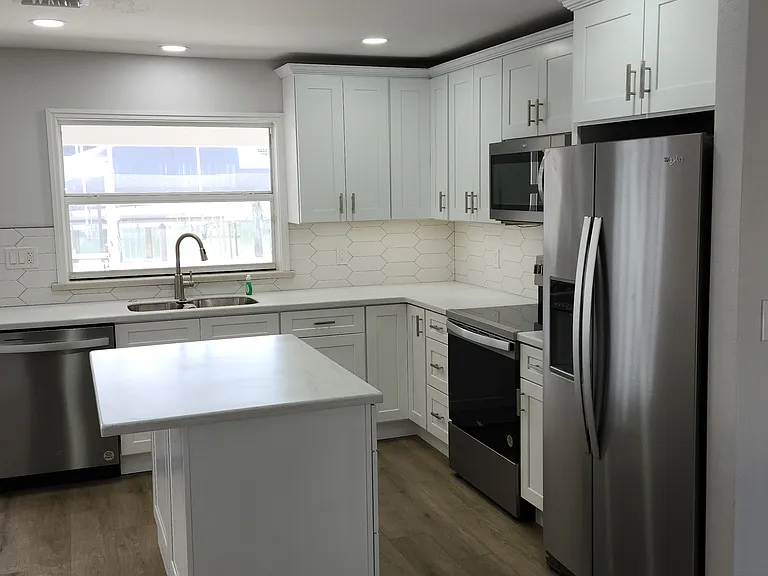 1666 Sabal Palm Dr — Photo 6