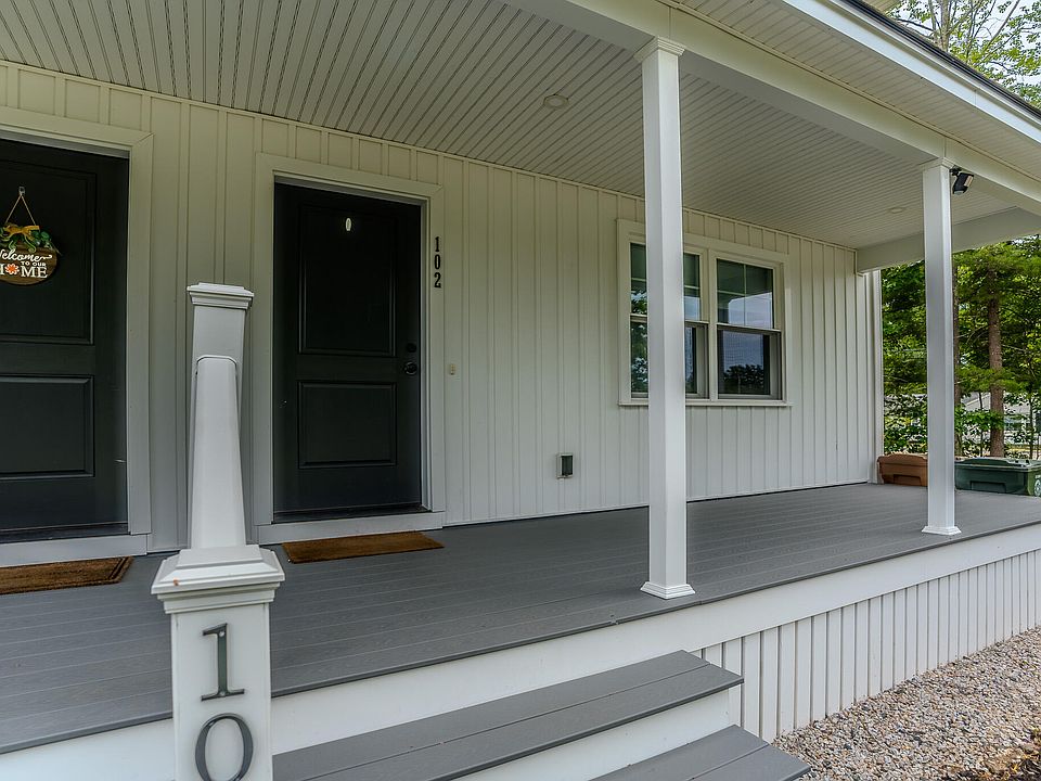 1st image of 102 Shadagee Road #102