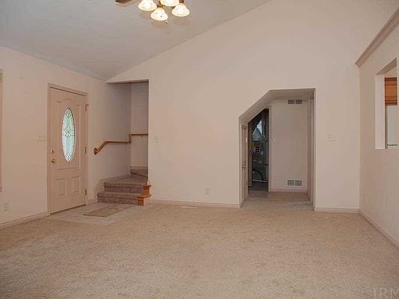 4th image of 3104 Debbie Ln