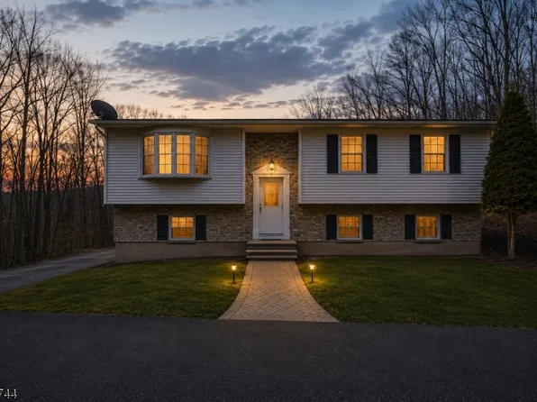 911 Upper Dr, Stillwater Twp., NJ 07860