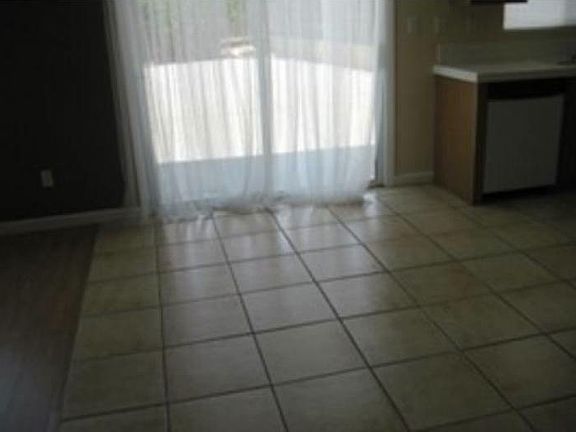 5th image of 4464 River Brook Ct