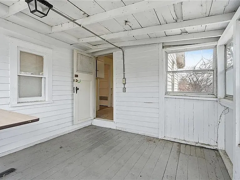 614 Alabama St — Photo 16