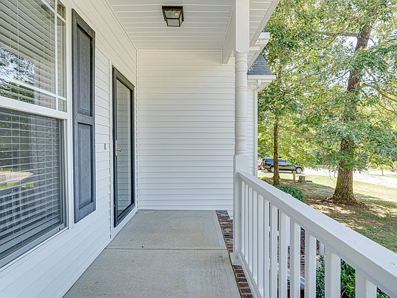 5th image of 140 Green Forest Dr