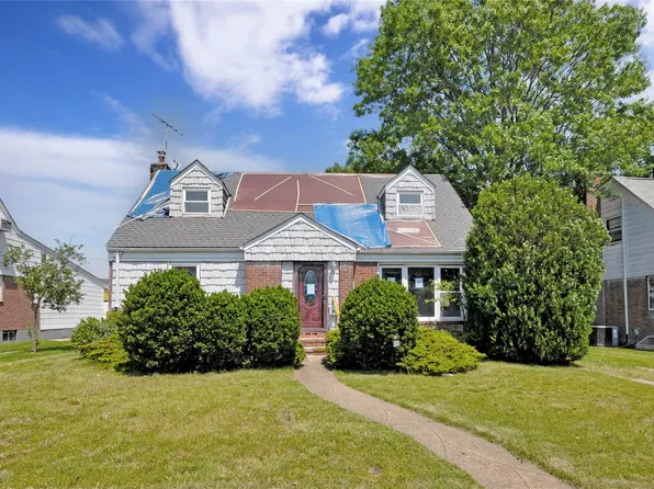 1630 Salem Road, Valley Stream, NY 11580