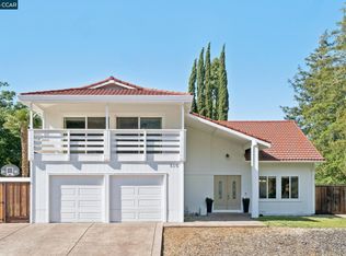 510 Mount Dell Dr, Clayton, CA 94517