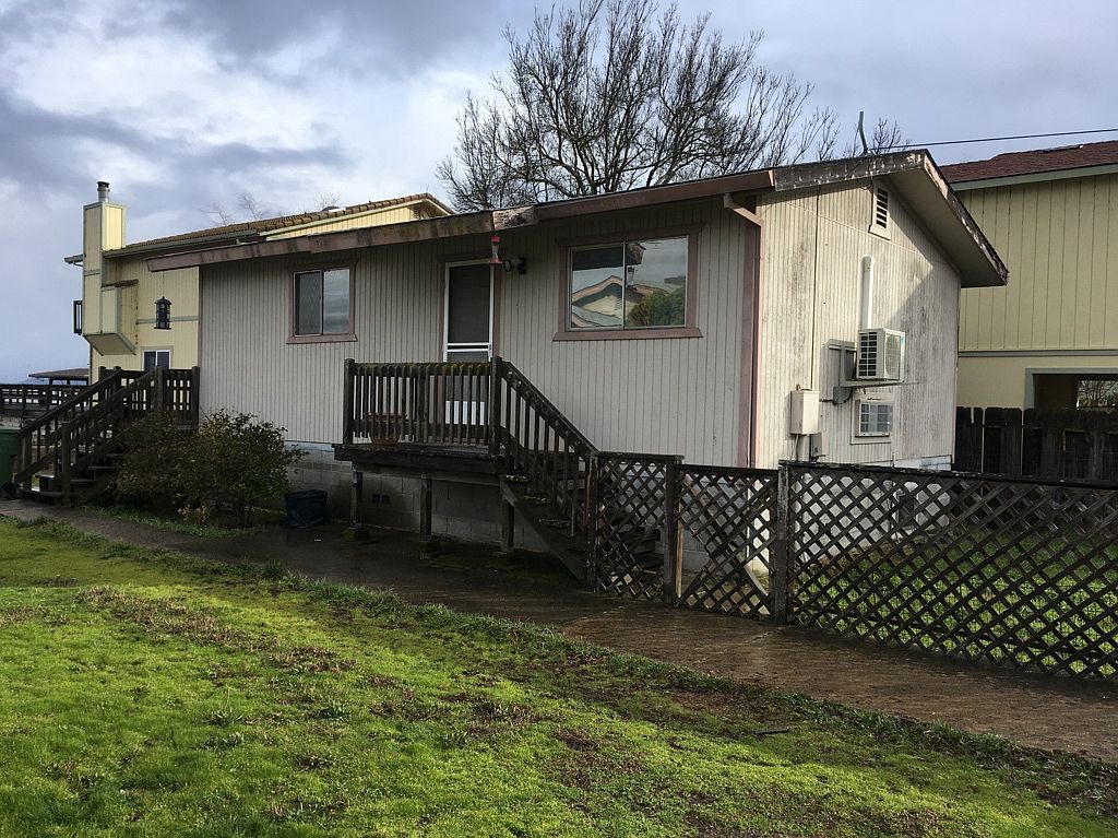 3700 Lakeshore Blvd APT B, Lakeport, CA 95453 | Zillow