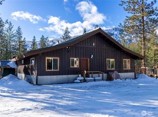 21 Twin Lakes Dr, Winthrop, WA 98862
