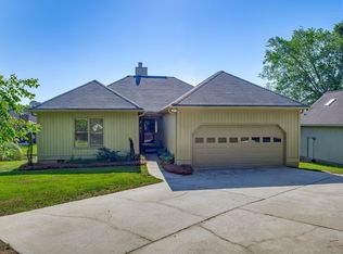 1041 Jones Rd, Irmo, SC 29063