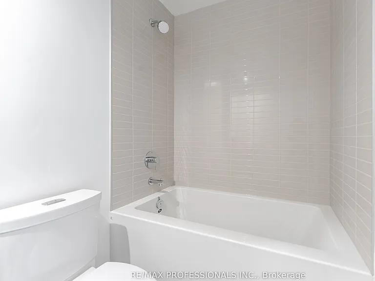10 Flavelle Trl #403 — Photo 17