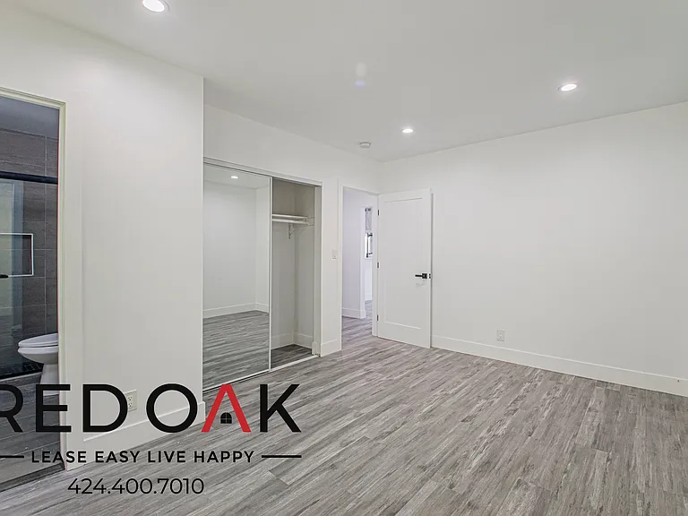 1350 N Fuller Ave #9 — Photo 19
