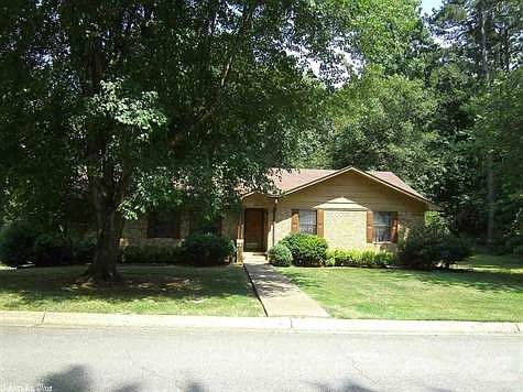 1st image of 208 Forrest Park Dr