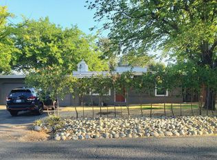 25 Russell Rd, Auburn, CA 95603