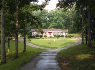 109 Rustling Oaks Dr, Waverly, TN 37185