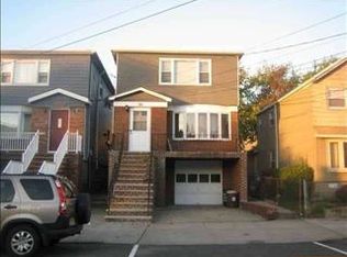 10 W Grand St, Bayonne, NJ 07002