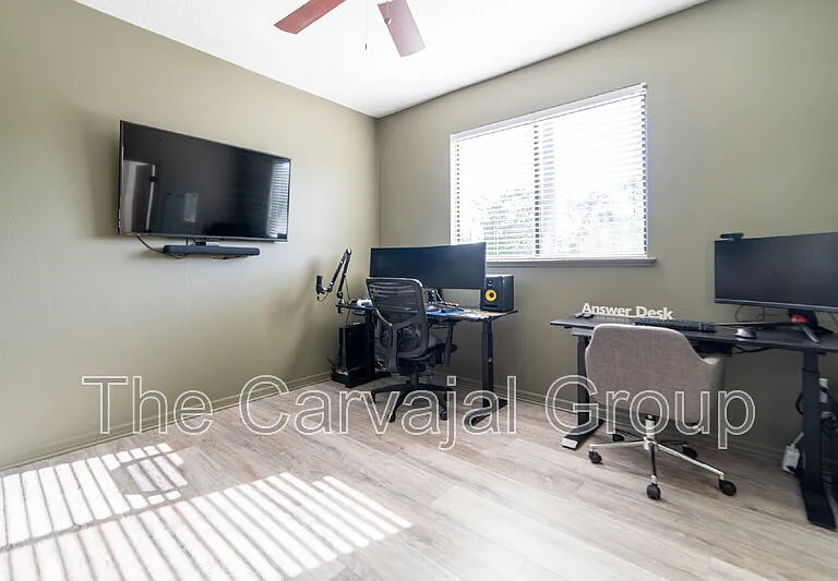 2210 Seven Oaks Dr — Photo 27