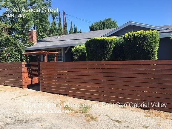 2nd image of 4943 Acacia St