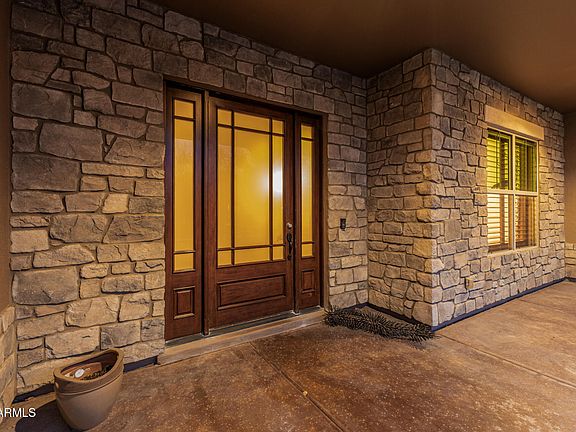 2nd image of 3139 E HARWELL Road