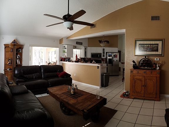 4th image of 1307 Tallahassee Dr