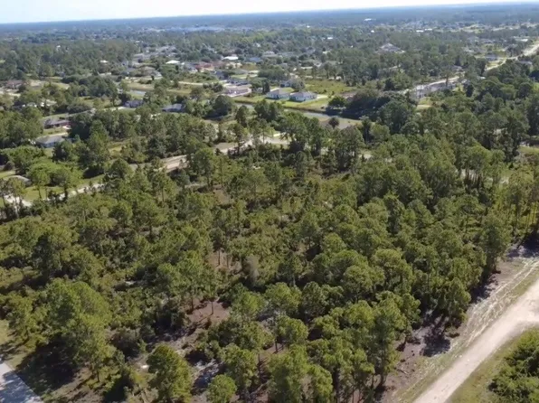 827 Ontario Ave S, Lehigh Acres, FL 33974