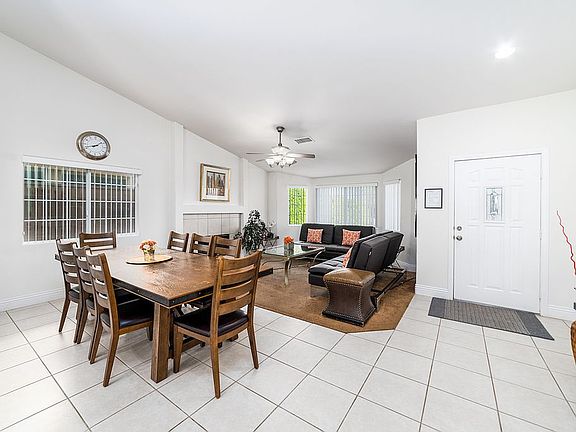 5th image of 27715 Hombria Dr