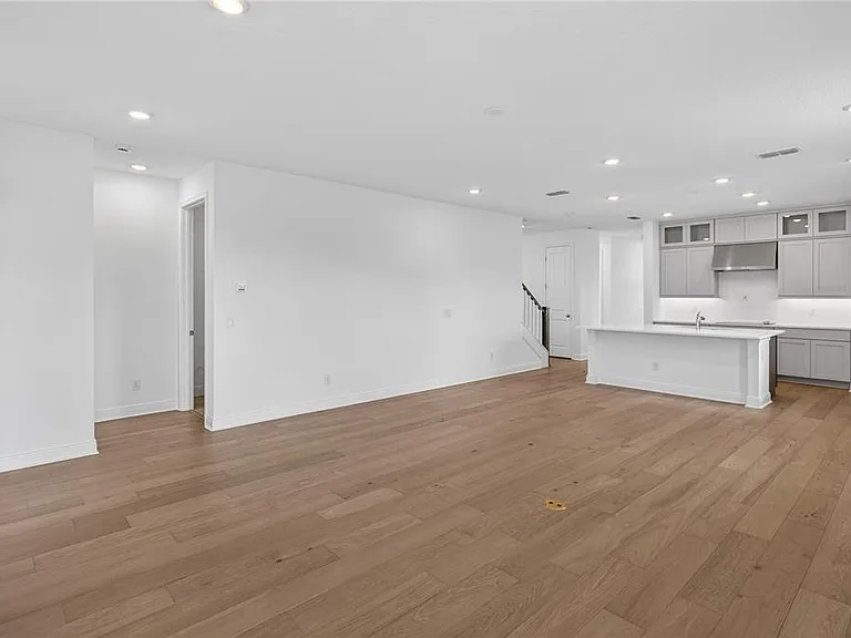 2926 Sailhouse Dr — Photo 13