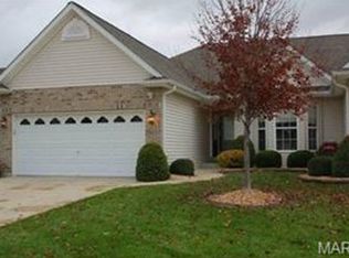221 Park Ridge Dr, O'Fallon, MO 63366