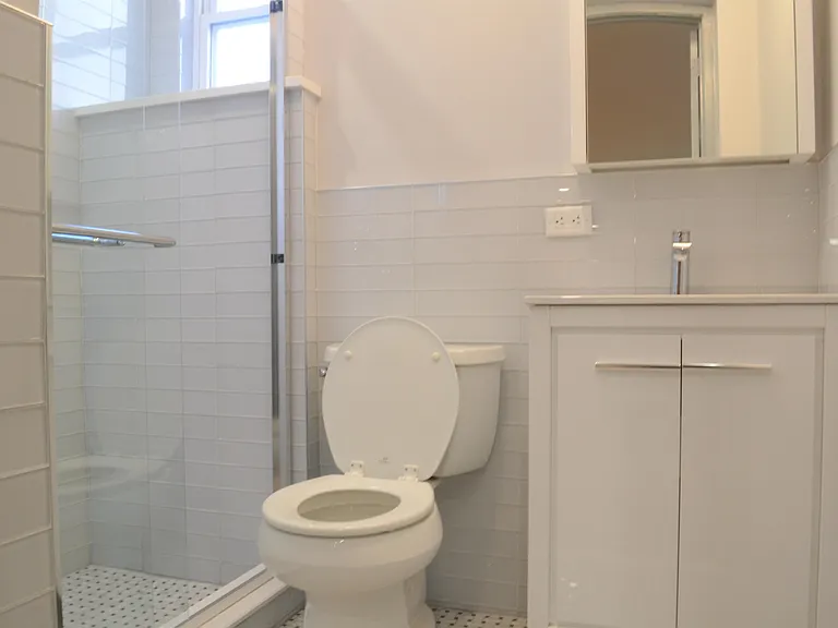 1211 Palisade Ave #1 — Photo 13