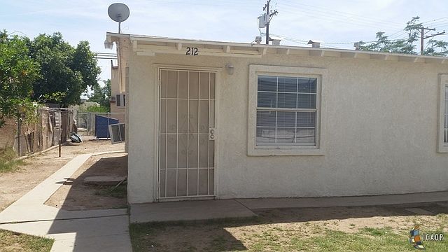 2nd image of 212 W B St