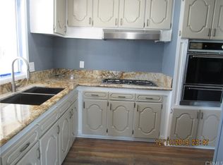1139 W Johnston Ave, Hemet, CA 92543